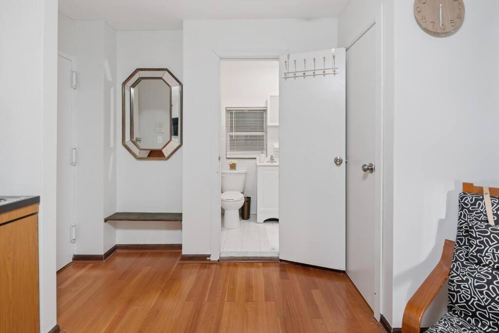 Great Location In Times Square Near Subway Appartement New York